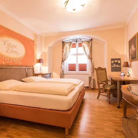 Meiser Altstadt Hotel 4*