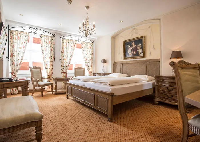 Meiser Altstadt 4* 丁克尔斯比尔
