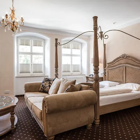 Отель Meiser Altstadt 4*