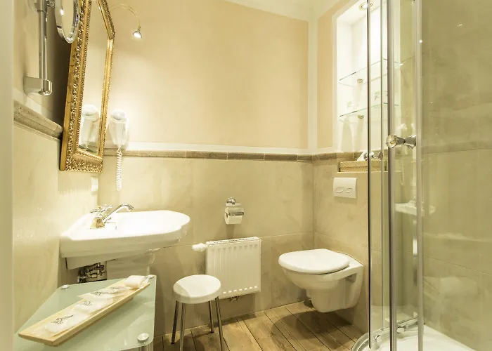 Hotel Meiser Altstadt 4*